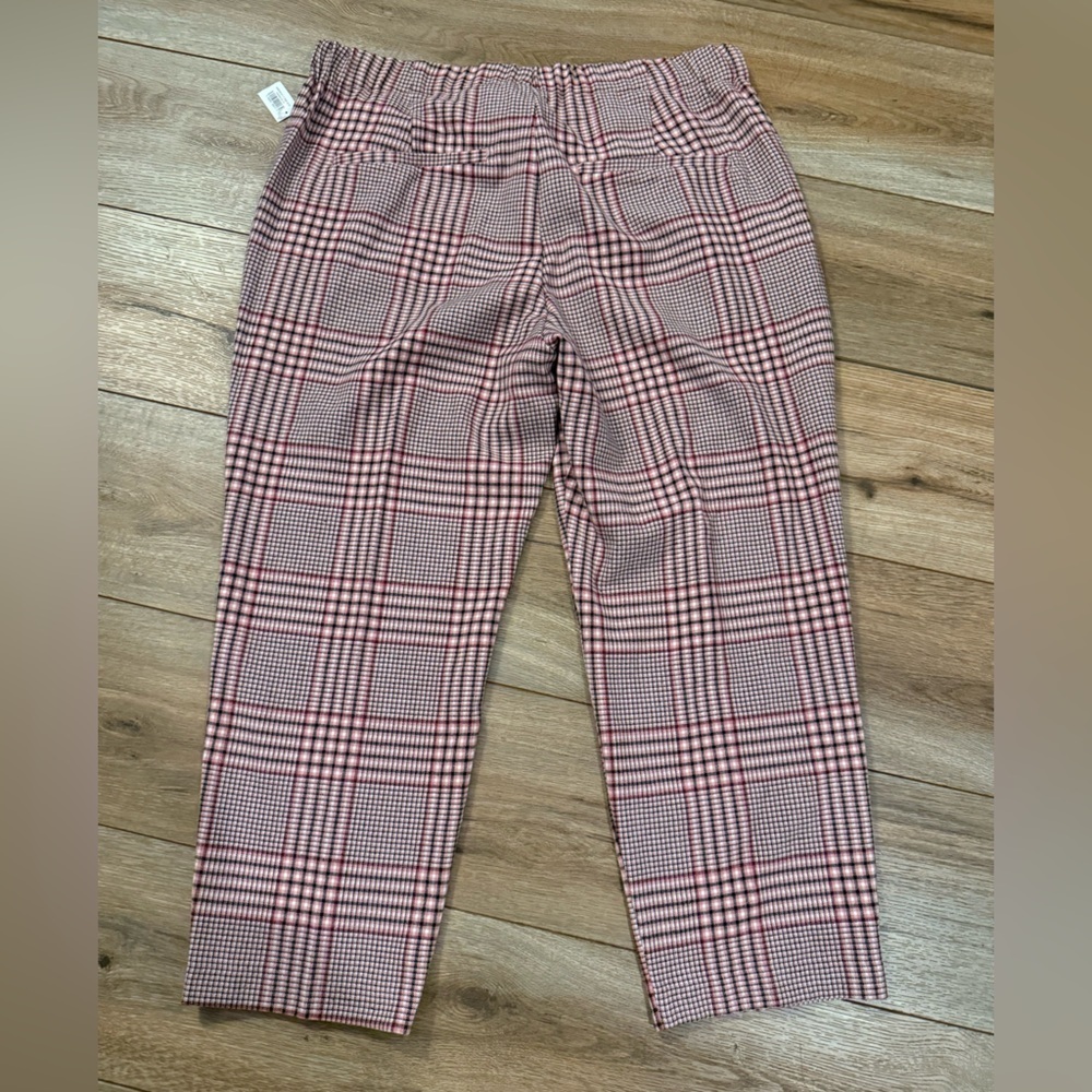 NWT Old Navy Mid-Rise Straight Pink Plaid Pull-On Ankle Pant Size 14 Petite - Picture 10 of 11
